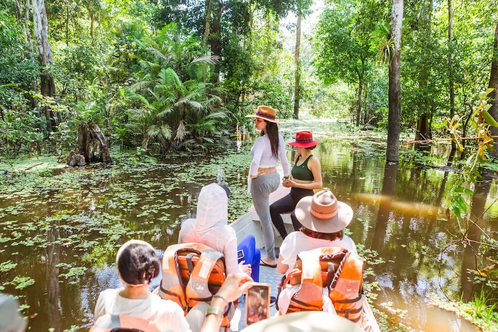 boat excursions peru